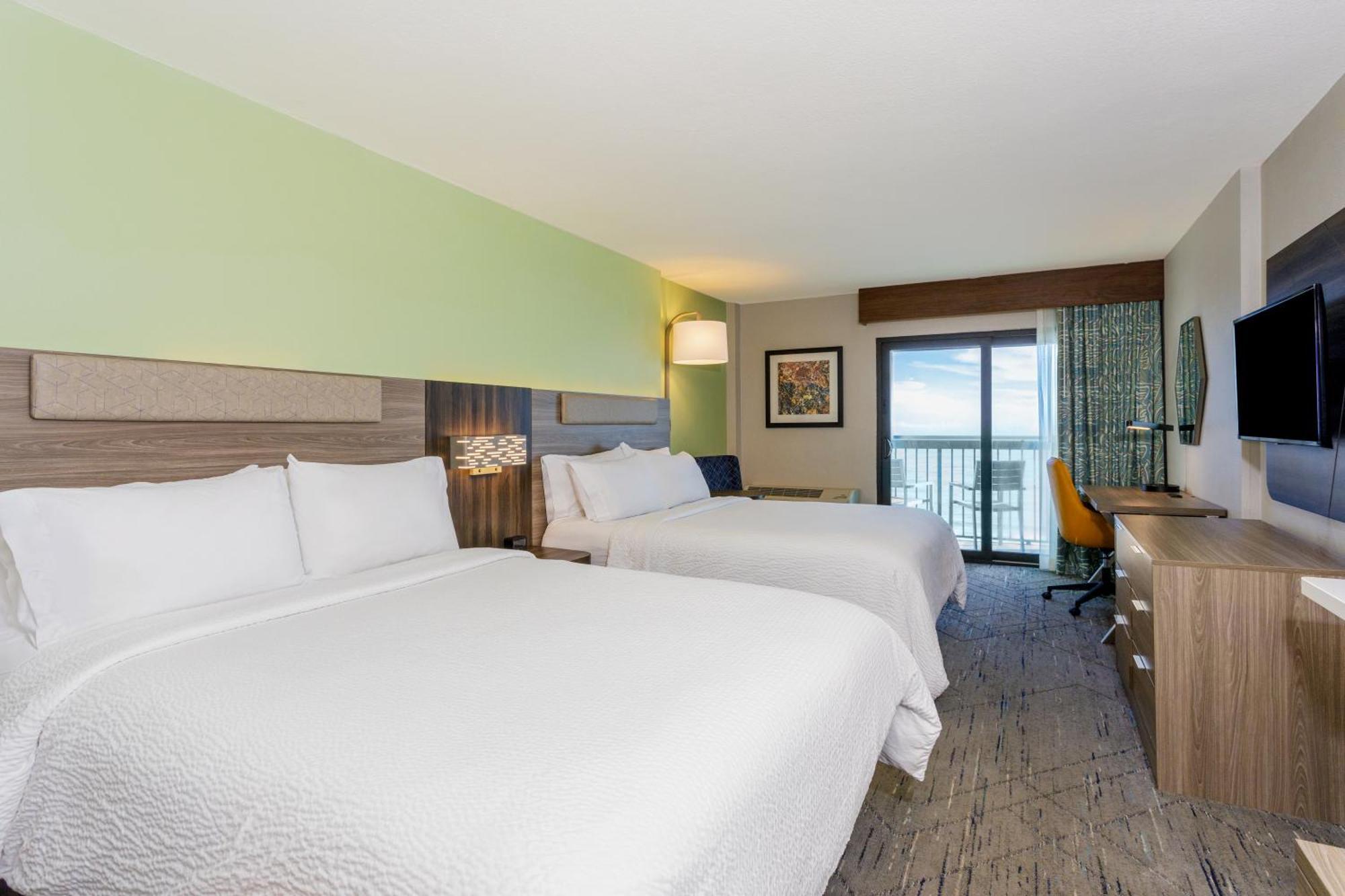 Holiday Inn Express & Suites Oceanfront Daytona Beach Shores By Ihg Esterno foto