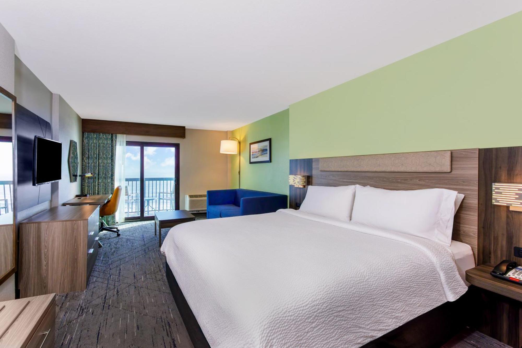 Holiday Inn Express & Suites Oceanfront Daytona Beach Shores By Ihg Esterno foto