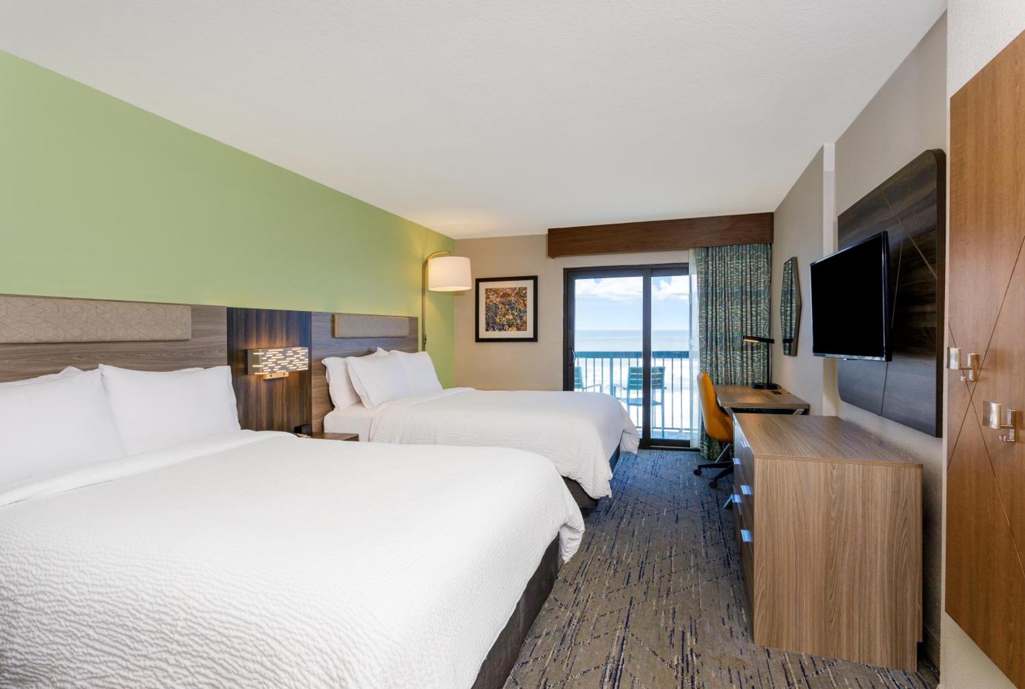 Holiday Inn Express & Suites Oceanfront Daytona Beach Shores By Ihg Esterno foto